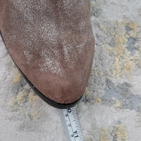 Seychelles Ankle Boots - Suede & Silver Metallic Chelsea Style Western - Picture 3 of 14